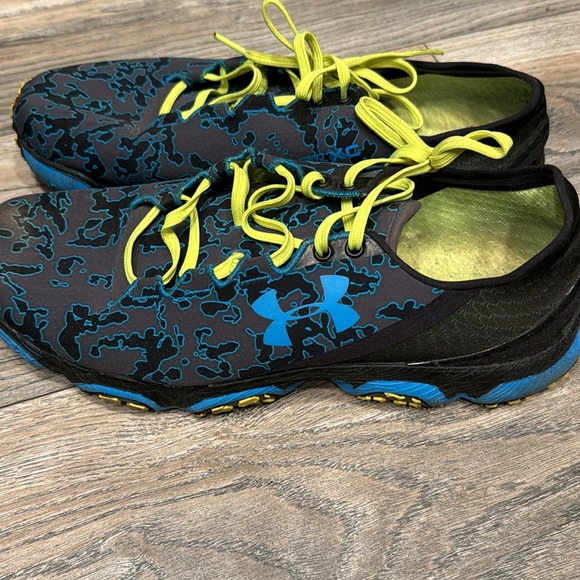 Under Armour shoes size 11 - Picture 4 of 6